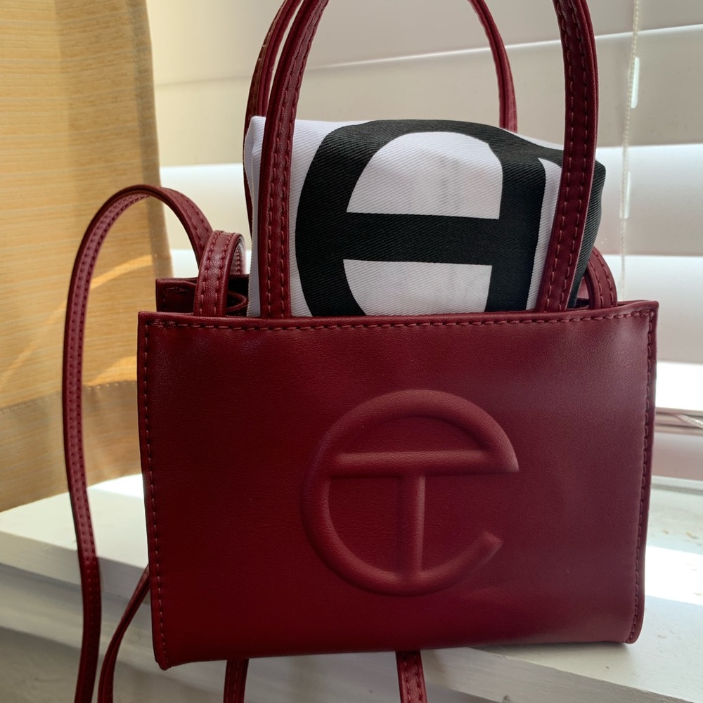 TELFAR Oxblood Small Bag ♥️